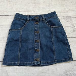 ALMOST FAMOUS Button Front Dark Wash Size 7 Denim Skirt